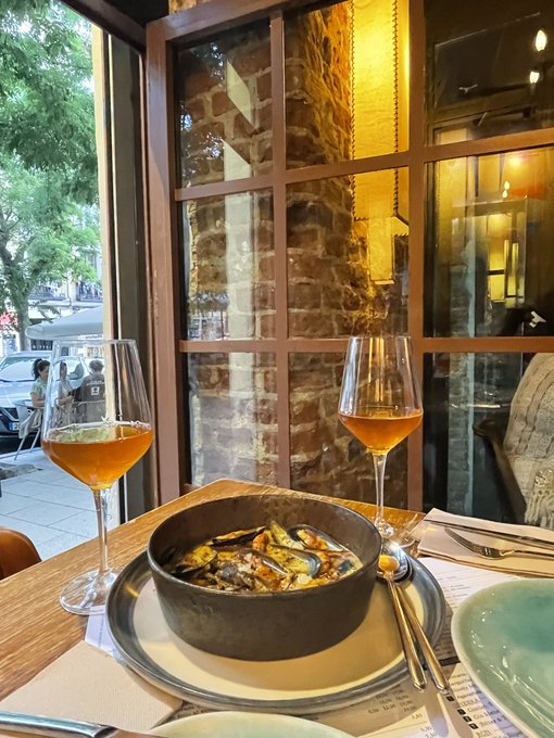 Madrid resumed in three photos; Horchata, Art &amp; Food 😎✨  Before you ask: No, I didn&rsquo;t drink enough horchata