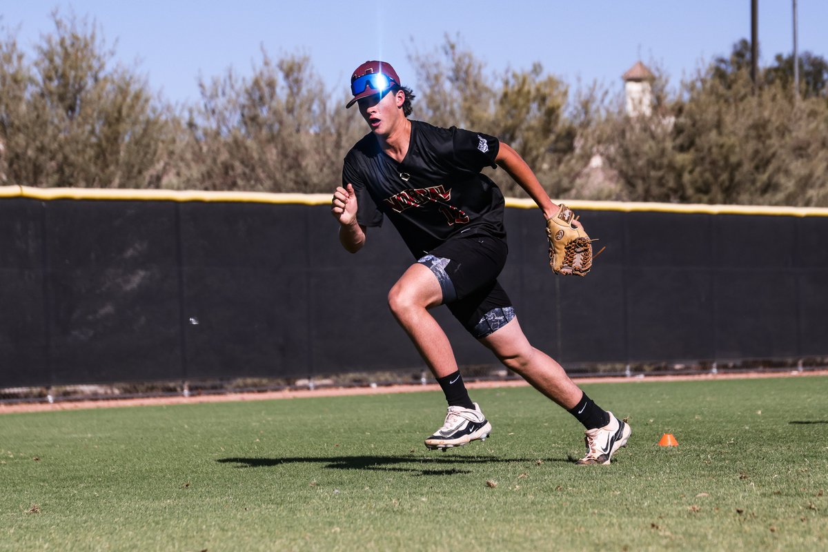 USABaseCoach's tweet photo. 16U getting reps in at Peoria during development day 👏 https://t.co/AUpSlHF52j