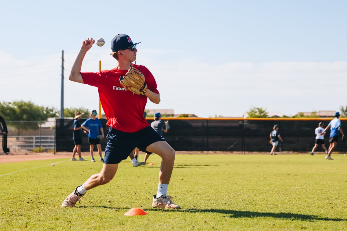 USABaseCoach's tweet photo. 16U getting reps in at Peoria during development day 👏 https://t.co/AUpSlHF52j