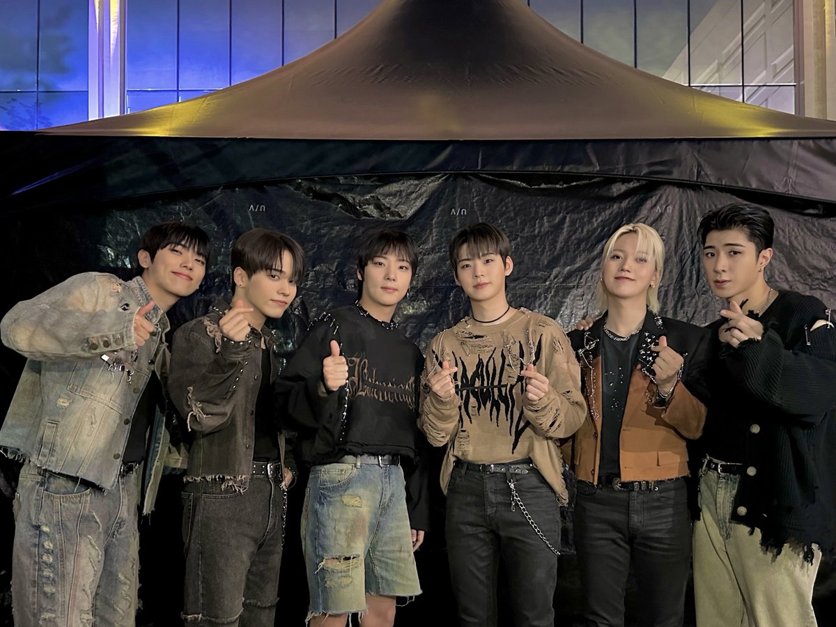 [#Lights_onair] 잠시 후 5시 40분, 'KBS1 열린음악회'에 온앤오프가 출연합니다🥰 온앤오프의 멋진 무대를 보면서 일요일을 행복하게 보내요🫶🏻

#온앤오프 #ONF