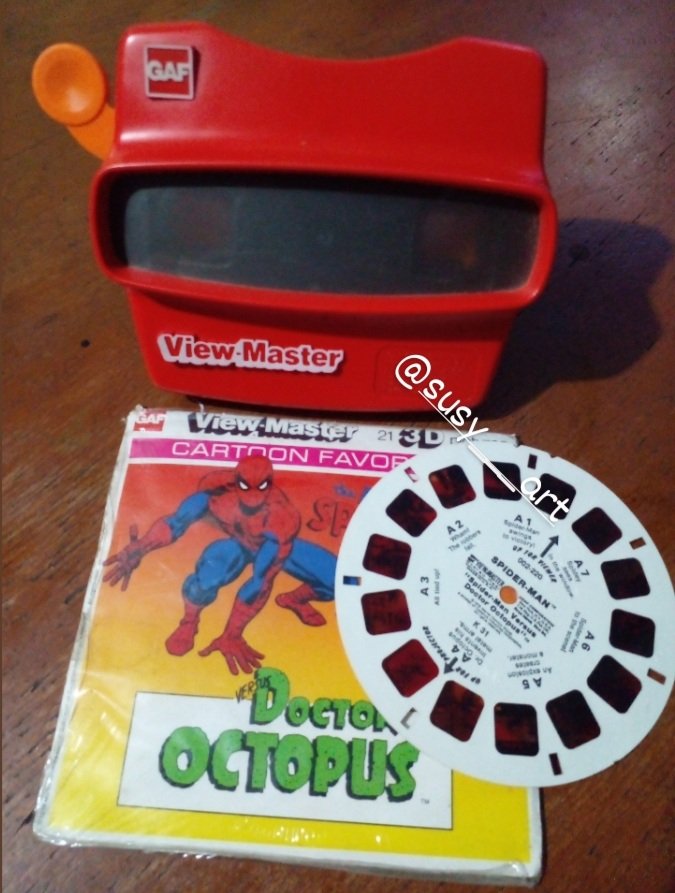Japonesita37's tweet image. Miren lo que me encontre 🤩 lo recuerdan ? #viewmaster #clasico #spiderman #recuerdos