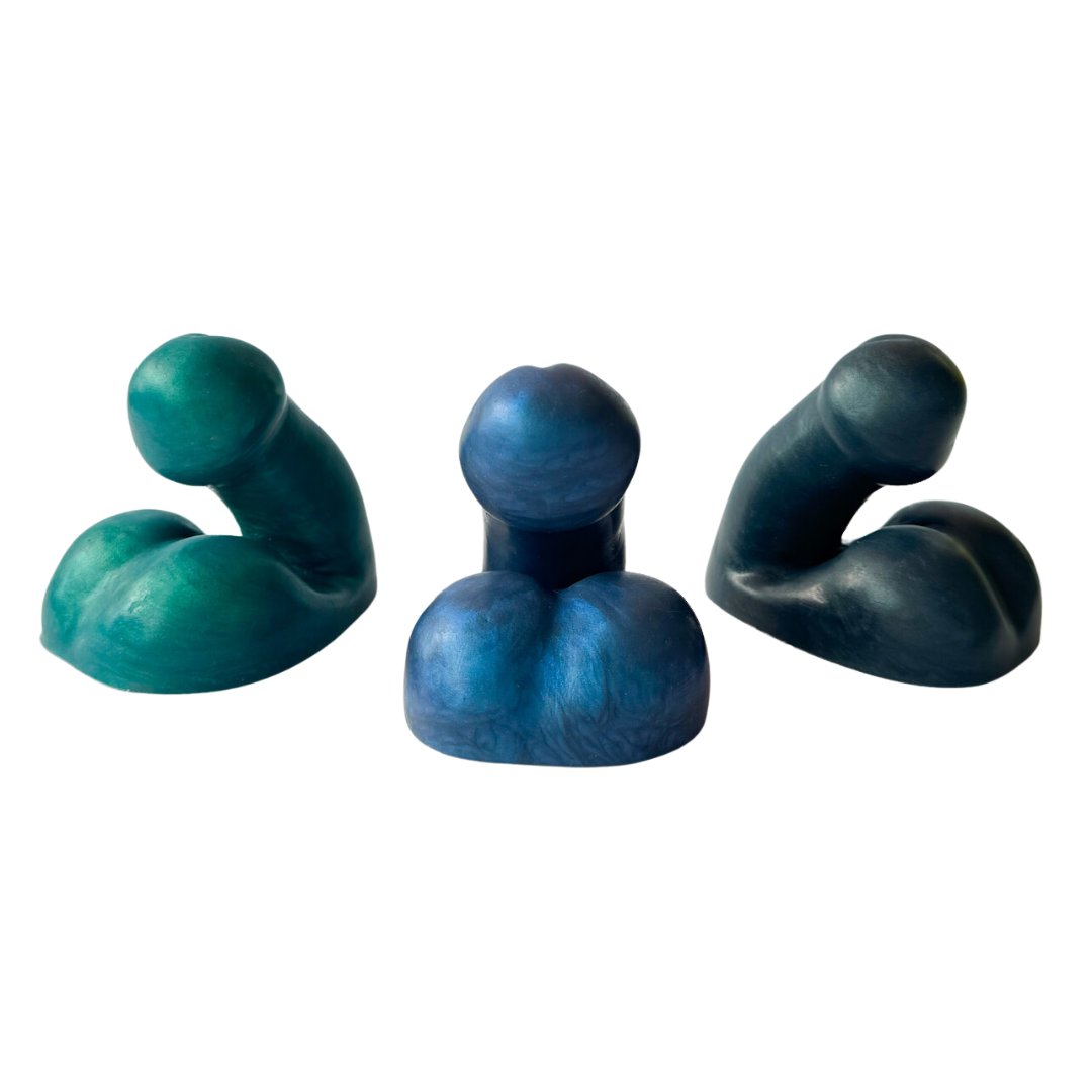 It's our first packing design, the Orion! Soft silicone makes the Orion supple, flexible, and lightweight. This packer is a modest size, designed to give a realistic yet discreet bulge. The Orion is ideal for folks new to packing, and anyone who wants a subtle look.