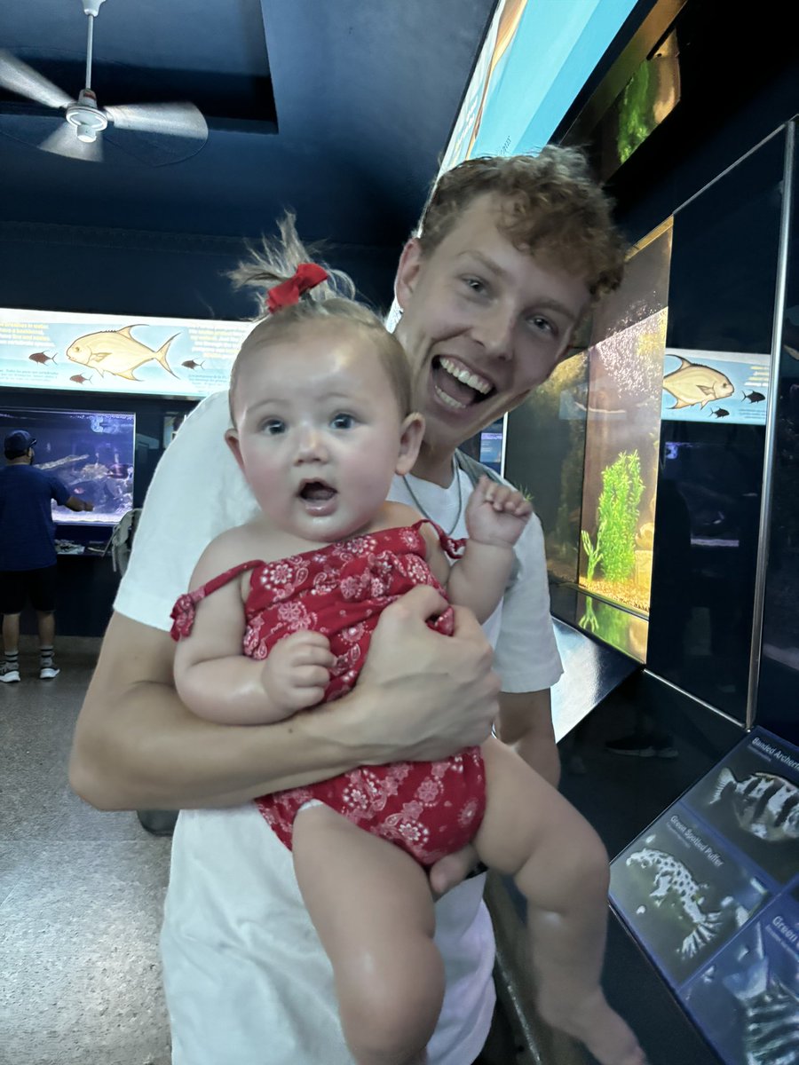 kawkaley's tweet photo. Zoo baby https://t.co/vPSjQFQYlD
