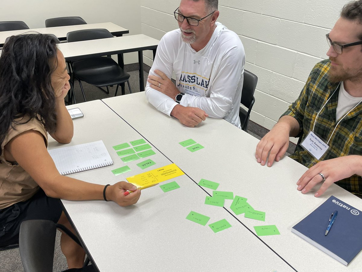 Karen Sleno tweet media