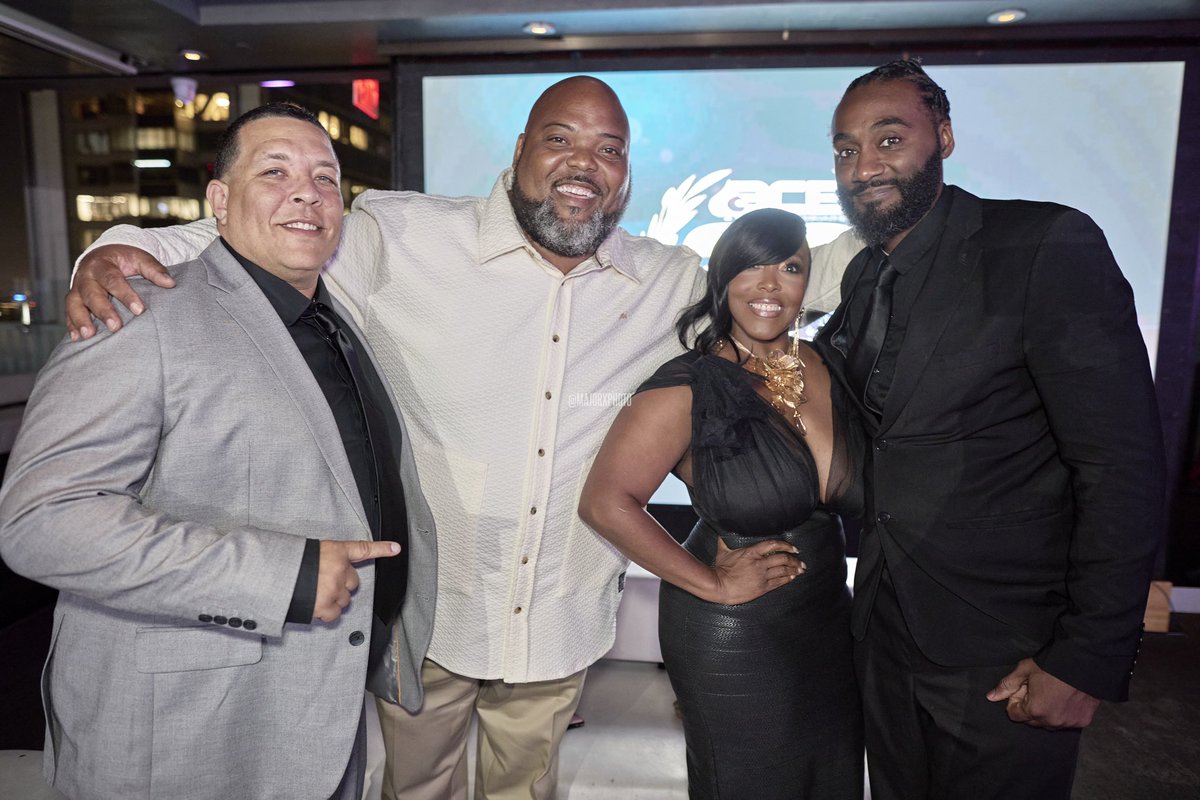 Dwann B 🇺🇸 tweet media