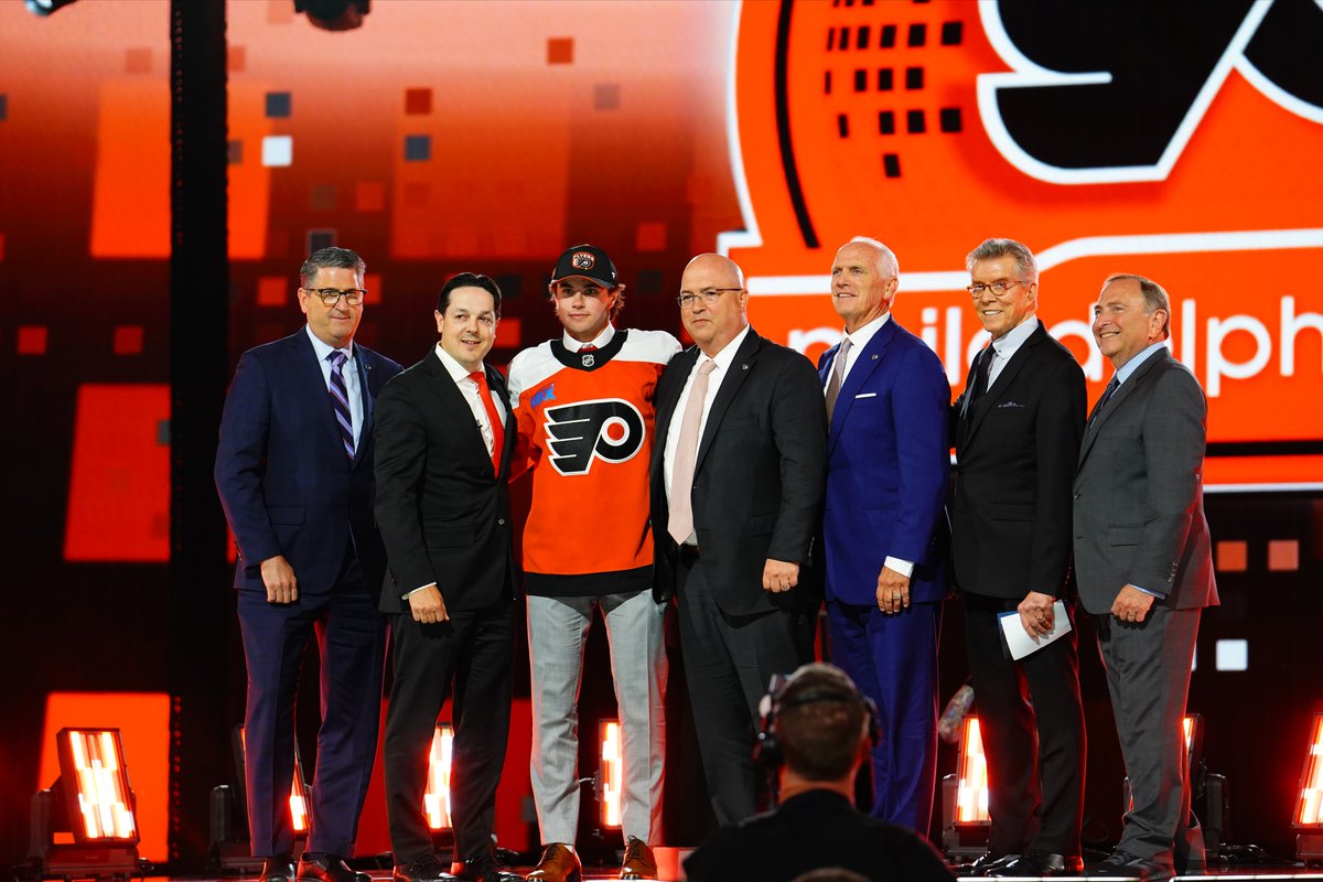 This Jett is a Flyer. ✈️🟠⚫️

#NHLDraft | #LetsGoFlyers