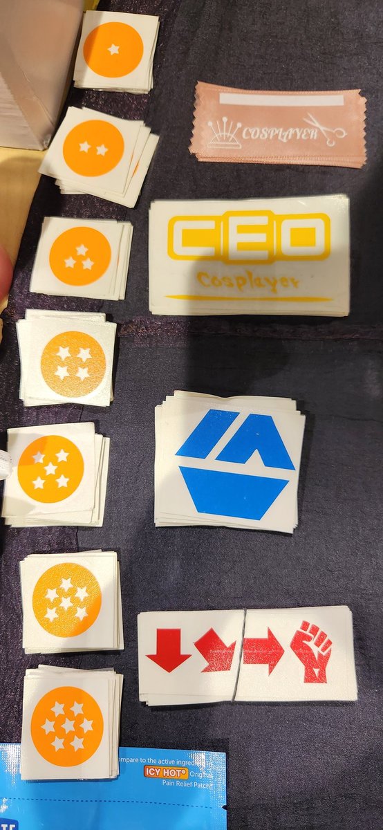 <a href="/MsValentine2552/">💖 MsValentine 💖</a> has some amazing stickers and ribbons as gifts for our Cosplayers this year!

Be sure to drop by in your cosplay and grab these graphic adhesives of appreciation. (Fun / Free Decals 😉 )

#CEOCosplayHub #Cricut #DownRightFierce #DBZ