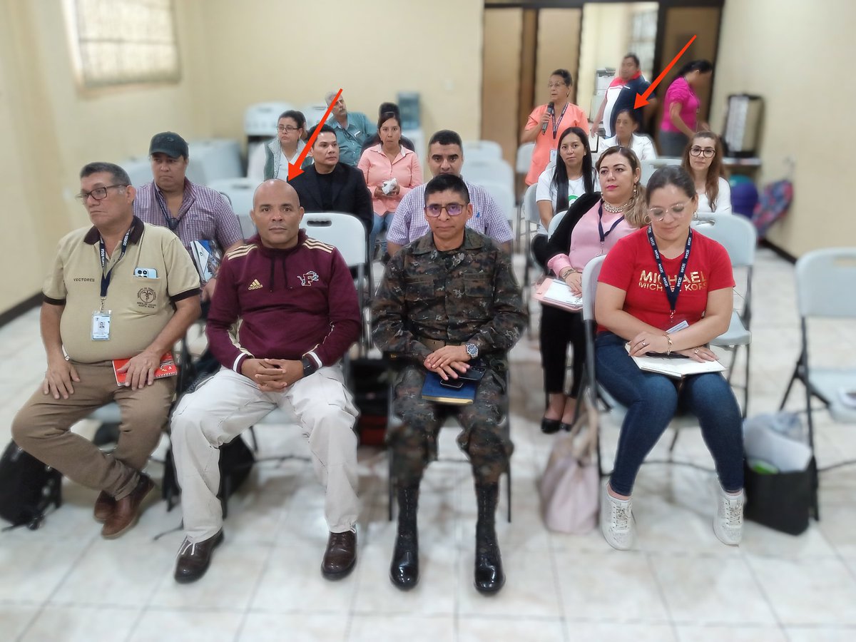 Participa la Dra.Yemil de la C.Reyes y el Entomólogo Ariel Crespo en la Reunión Departamental de creación  de la Coordinación Departamental de Reducción de Desastres Naturales o Provocados (CODRED). #Cubacoopera,#BMCGuatemala,#25AniversarioBMCGuatemala,#CubaSalva,#CubaPorLaSalud.