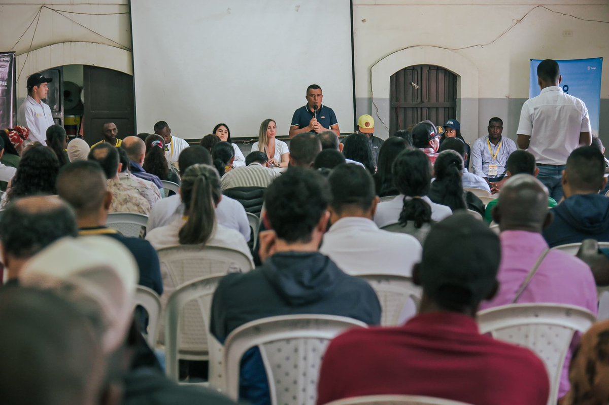 MinEnergiaCo's tweet image. ¡Estamos con el Cauca!

Bajo el mandato popular, desarrollamos la #CumbreMinera en el Municipio de Suárez, Cauca creando un espacio de diálogo con la comunidades.

🧵Abrimos hilo