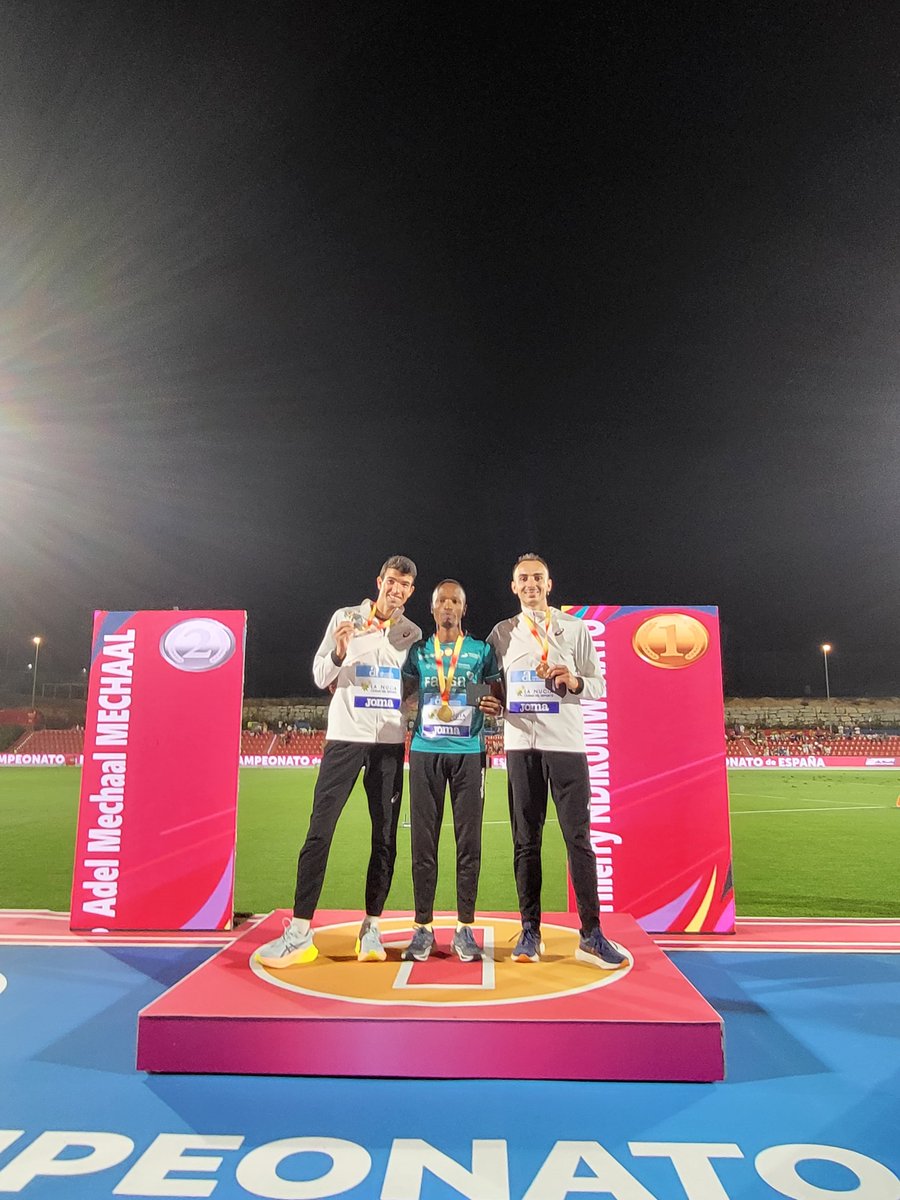 PODIO - 5000 m 🚹 #CEAtletismo

🥇 <a href="/thierryndikumw/">THIERRY NDIKUMWENAYO</a> 13:20.81
🥈 <a href="/adelmechaal/">Adel Mechaal</a> 13:24.52
🥉 Eduardo Menacho 13:37.52

👏👏👏

📺 <a href="/teledeporte/">Teledeporte</a>
📺 MULTIVIEW (concursos) bit.ly/4cPkwgB
📊 bit.ly/3RN0s5E