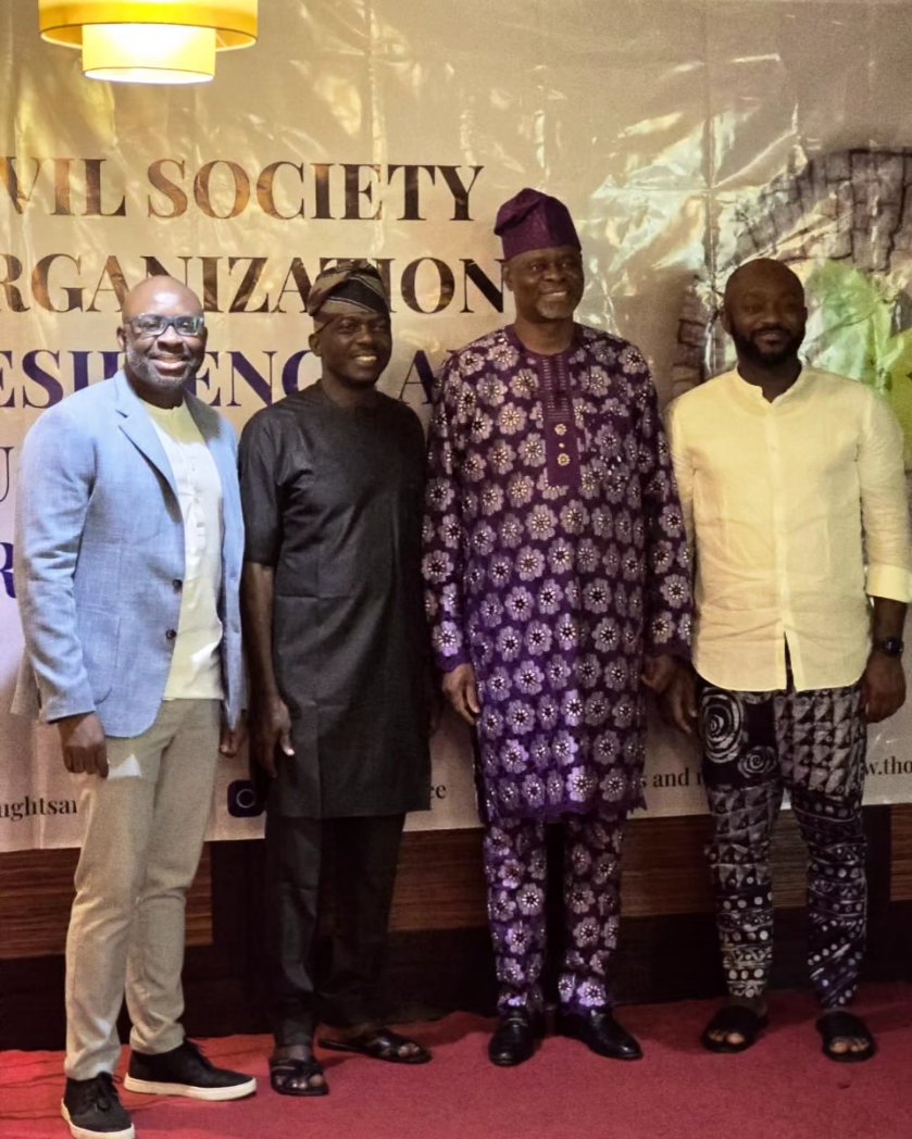 cleenfoundation's tweet photo. #Thread

Our Executive Director, Mr. Gad Peter recently participated in a Resilience and Sustainability training for Civil Society Organisations, organised by Thoughts and Mace Advisory, in collaboration with BudgIT Foundation, and supported by the MacArthur Foundation. https://t.co/svsn5ufSyU