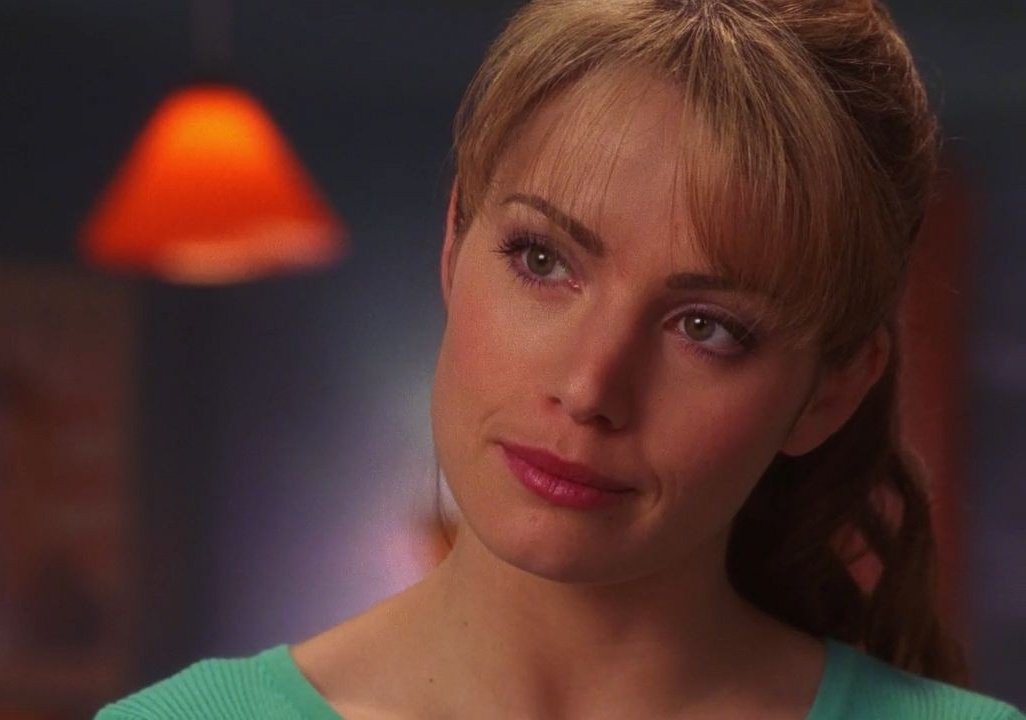 returnofscully's tweet photo. forever my favorite lois lane https://t.co/9YyGWxGWSp