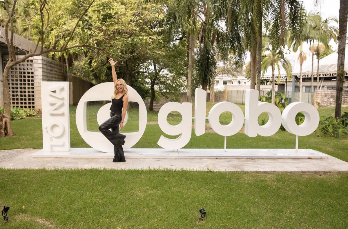 MARAVILHOSA! Eliana em nova foto. ✨

#Eliana #Globo  #ElianaGlobo