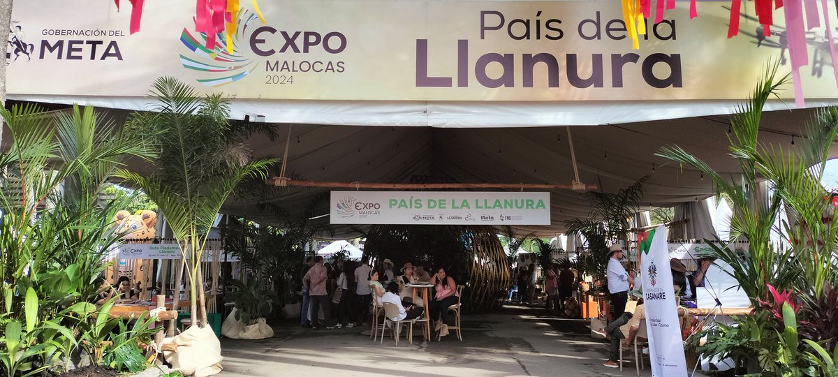 UPRAColombia's tweet photo. Durante el segundo día de #ExpoMalocas2024 la #UPRA presenta el Sistema para la Planificación Rural Agropecuaria #Sipra, los beneficios de la Red Colaborativa de Infraestructura Agropecuaria #Recia y las recientes publicaciones para el desarrollo del sector. Este espacio también contó con una agenda académica, muestra cultural y un pabellón dedicado al #café ☕ y al #cacao 🍫.