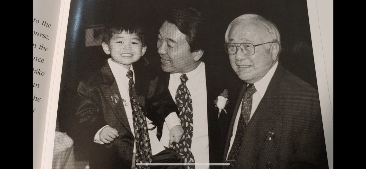 Robert Handa tweet media