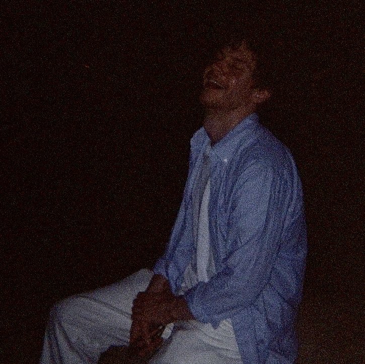 foryou_evan's tweet photo. I love your happiness.🖤

I love seeing him well, I love seeing him happy, in love, dreamy, smiling, I love seeing him confident and full of joy. He deserve it, he deserve to be happy, he are an incredible human in this world.🧸 https://t.co/l8mHIJ2yPO