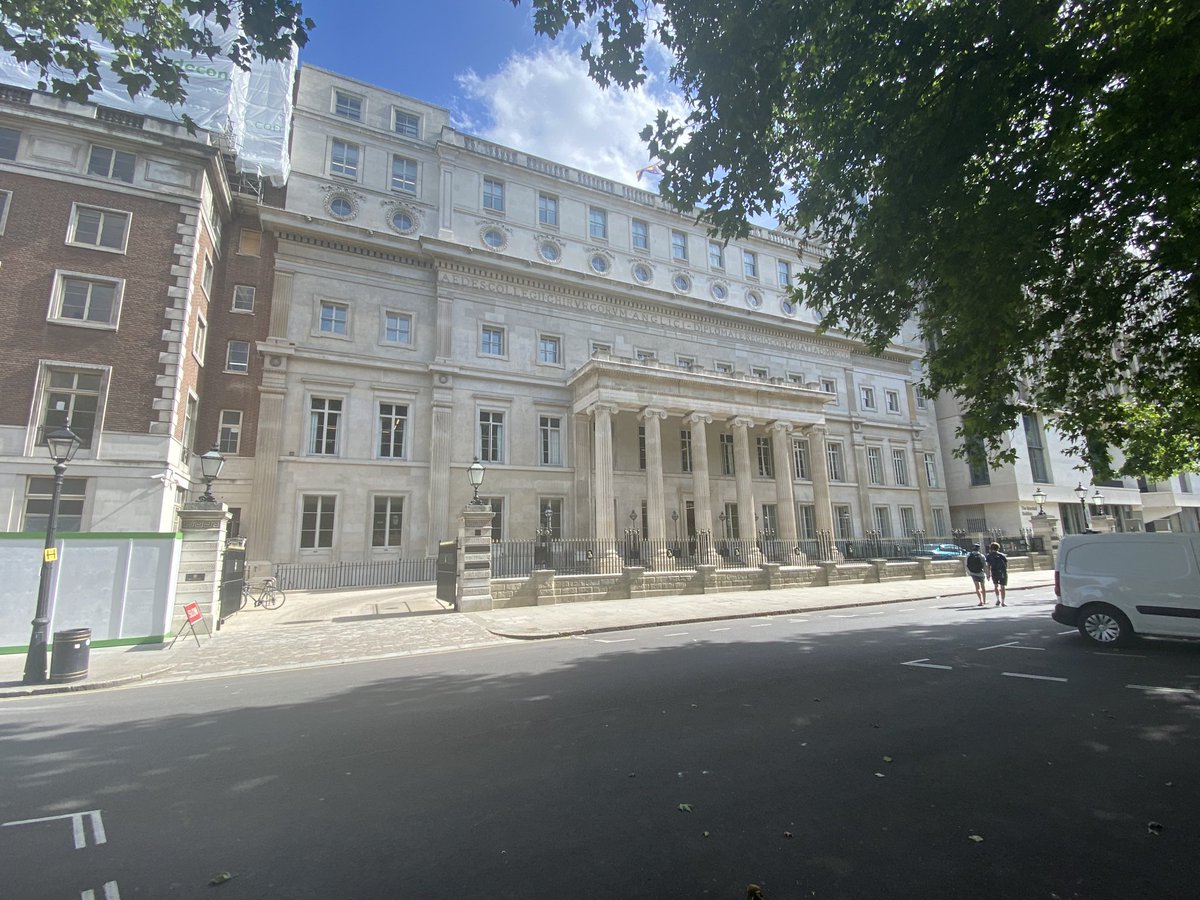 It was great to attend the Hamlyn Symposium in London, as well as visit the Hunterian and the Anatomy and Pathology Museums at RCS England.