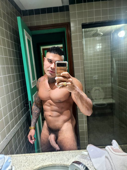 Watch 🔥𝐎 𝐌𝐈𝐍𝐎 𝐓𝐀𝐔𝐑𝐎 🇺🇸🇫🇷🇬🇧🇩🇪🇪🇸's leaked NSFW photo on TwXstars