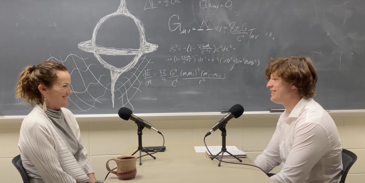 UTGeophysics's tweet photo. Jason Bott is a @txgeosciences undergrad who works as a student researcher at UTIG. He also hosts a podcast — Heights of Humanity (@HofH_Podcast) — that recently caught the attention of @thedailytexan...
https://t.co/gjRCUS7MfA https://t.co/cZSwS7CIqJ