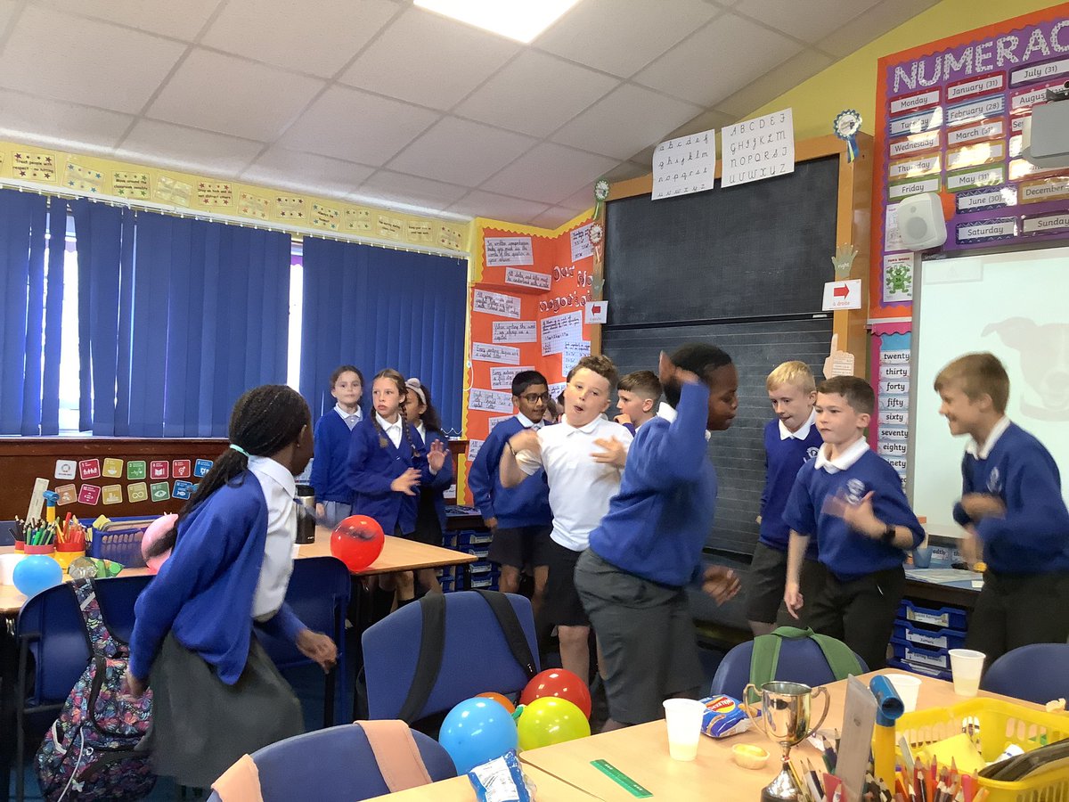P4GStAndrews's tweet photo. CM was the winner of musical statues. Well done. https://t.co/e42UAi95wT