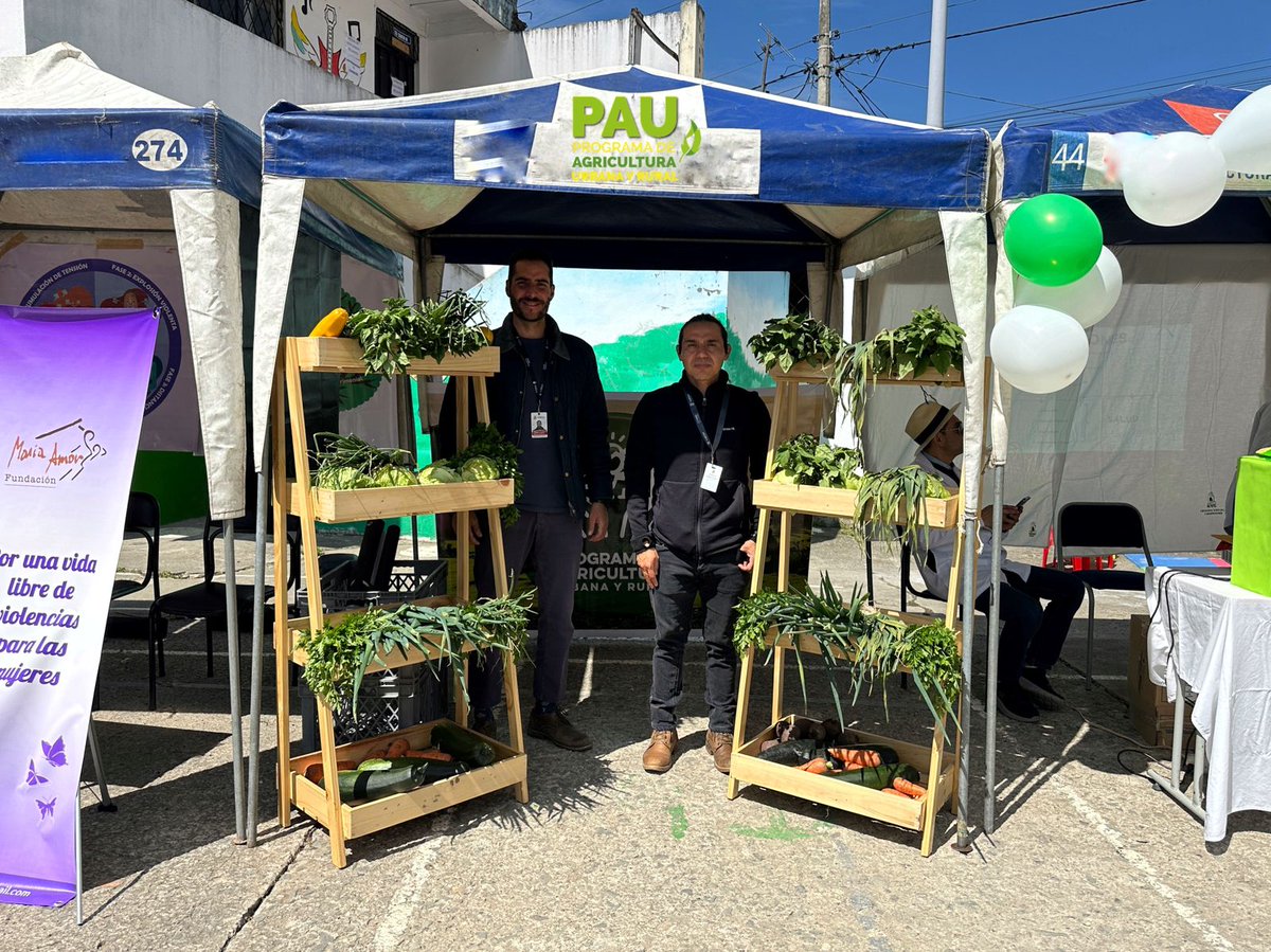 DesSocCuenca's tweet photo. ¡El #PAUR del @municipiocuenca estuvo presente hoy en la feria interinstitucional celebrada en #Sayausi con motivo de las Fiestas de Parroquialización! 🎉 Un gran encuentro con la comunidad para seguir construyendo juntos.
@czamoramatute https://t.co/F9vznBPhbP