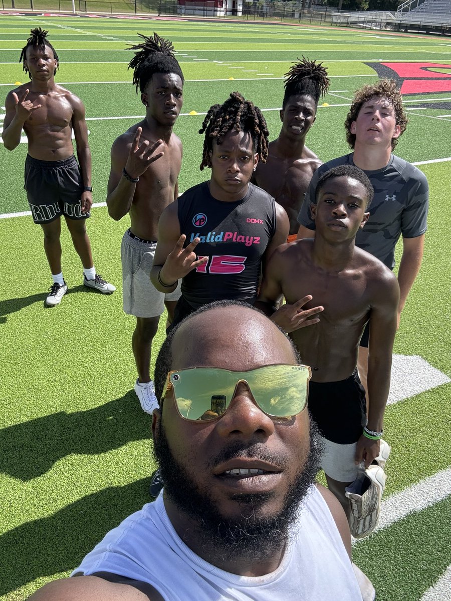 King Hustle Athletic tweet media