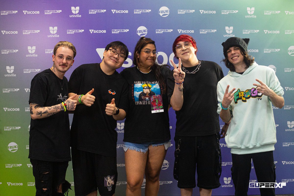 proudsddljao's tweet photo. Finalmente saíram as fotos oficiais do meet🥳 (o studart foi um meet moral pq cancelaram o meet do divo).

Obrigada por serem tão incríveis e atenciosos ❤️

Mais um ano de SuperXP marcado com sucesso🤍 Pode vir Superxp 2025 https://t.co/OxYp70qOjh
