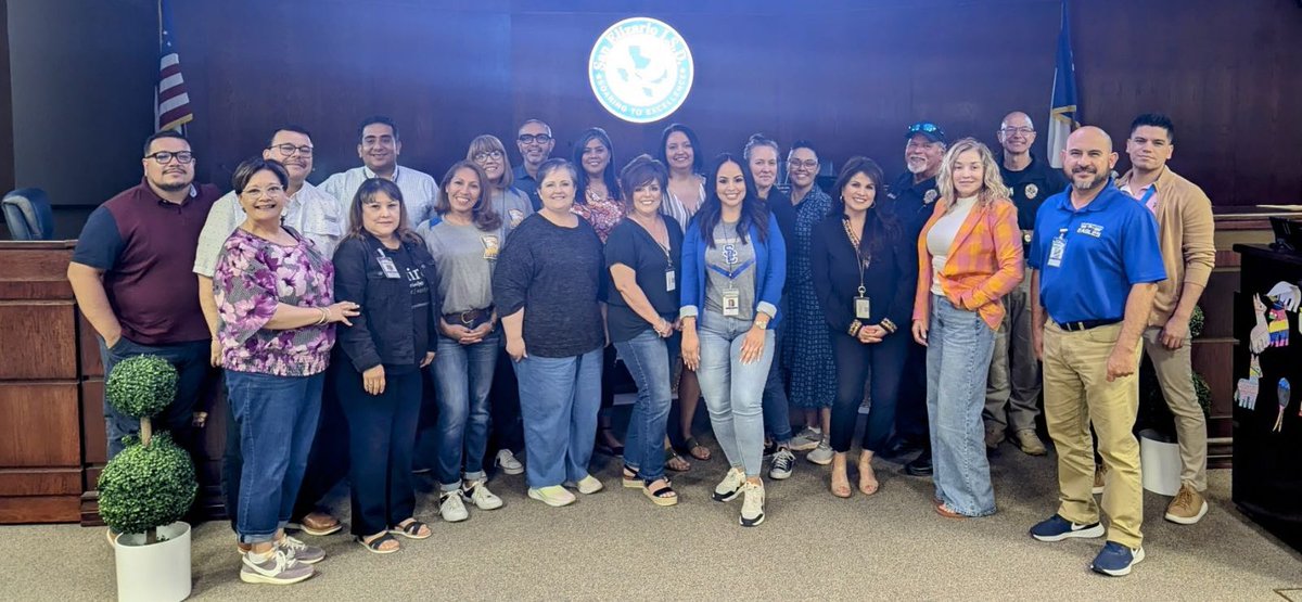 RogelioSegovi13's tweet photo. An incredible day of learning‼️Officer Pacillas and Officer Whitner excelled in their Rational Dialogue of Leadership: Overview of Crucial Conversations session. Thank you both for your dedication and service! ✨@SanElizarioISD https://t.co/0JubqSyF89