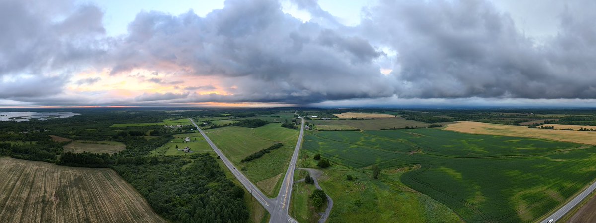 BoriPhotography's tweet photo. Cloud Heaven 
Mavic Air 3
@DJIGlobal  @weatherchannel https://t.co/K0PHuJJxWI