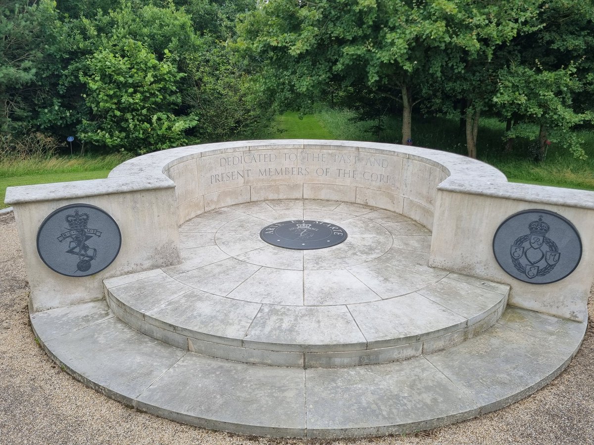 _Pea_77's tweet photo. @Nat_Mem_Arb wonderful gardens #DukeOfLancasters #RoyalArmyMedicalCorps #TheParachuteRegiment #RoyalElectricalAndMechanicalEngineers Xx https://t.co/2F09PORFKk