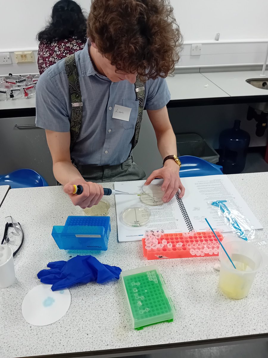 TSNphil's tweet photo. Great few days delivering this year's #biotechexperience #CPD in both @stem_uh and #Cambridge.  Some great new recruits to the programme and new labs added to the skill sets of  #teachers #technicians already part of the programme. There's more to come! https://t.co/llC1g5MyqG