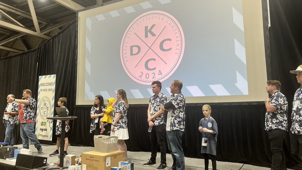 bendechrai's tweet image. #kcdc2024 is wrapping up, and do they know how to put together an array of prizes!!

It&apos;s been a fantastic and tiring 3 days and I can&apos;t wait for #kcdc2025 ❤️

Bring it on!!