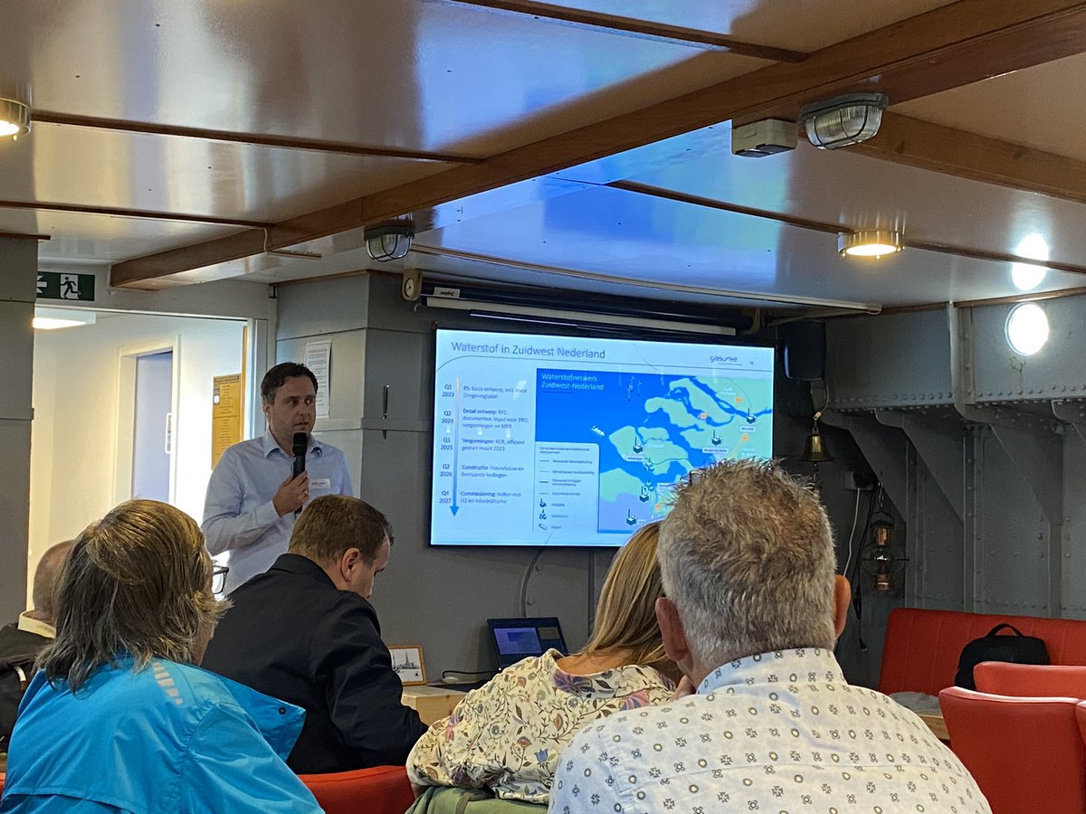 Robert van Tuinen tweet media