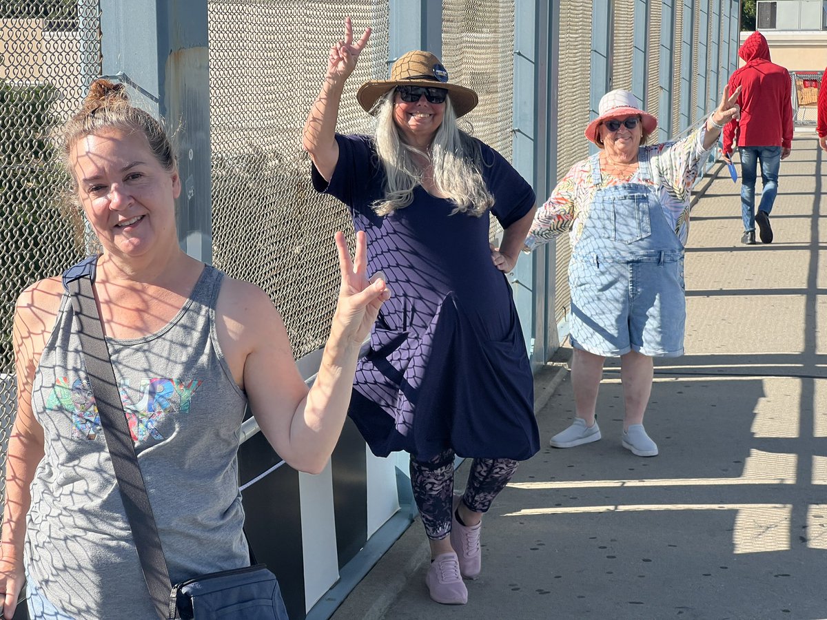 visibilitybrig1's tweet image. “ when we get knocked down, we get back up!”
#Joe_Biden #Biden2024 @maddow @MaddowBlog