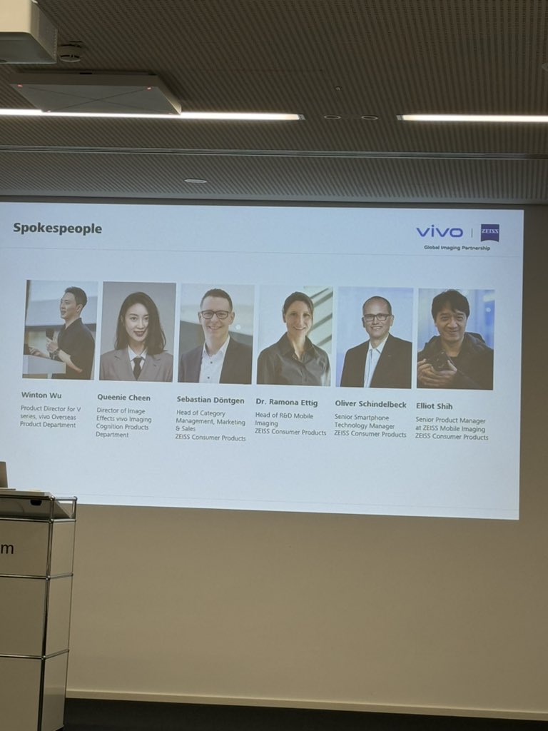 Utechcom's tweet image. إحد الزيارات اليوم كانت زيارة مصنع @ZEISS_Group في المانيا وتعاون المباشر مابينها والشركة العريقة
@vivo_arabia
@vivo_ksa
@vivo_global
قريبا: فيديو كامل على القناة.
#imagingtechnology
#Globalimagingpartnership
#zeiss
#vivo #vivoV30