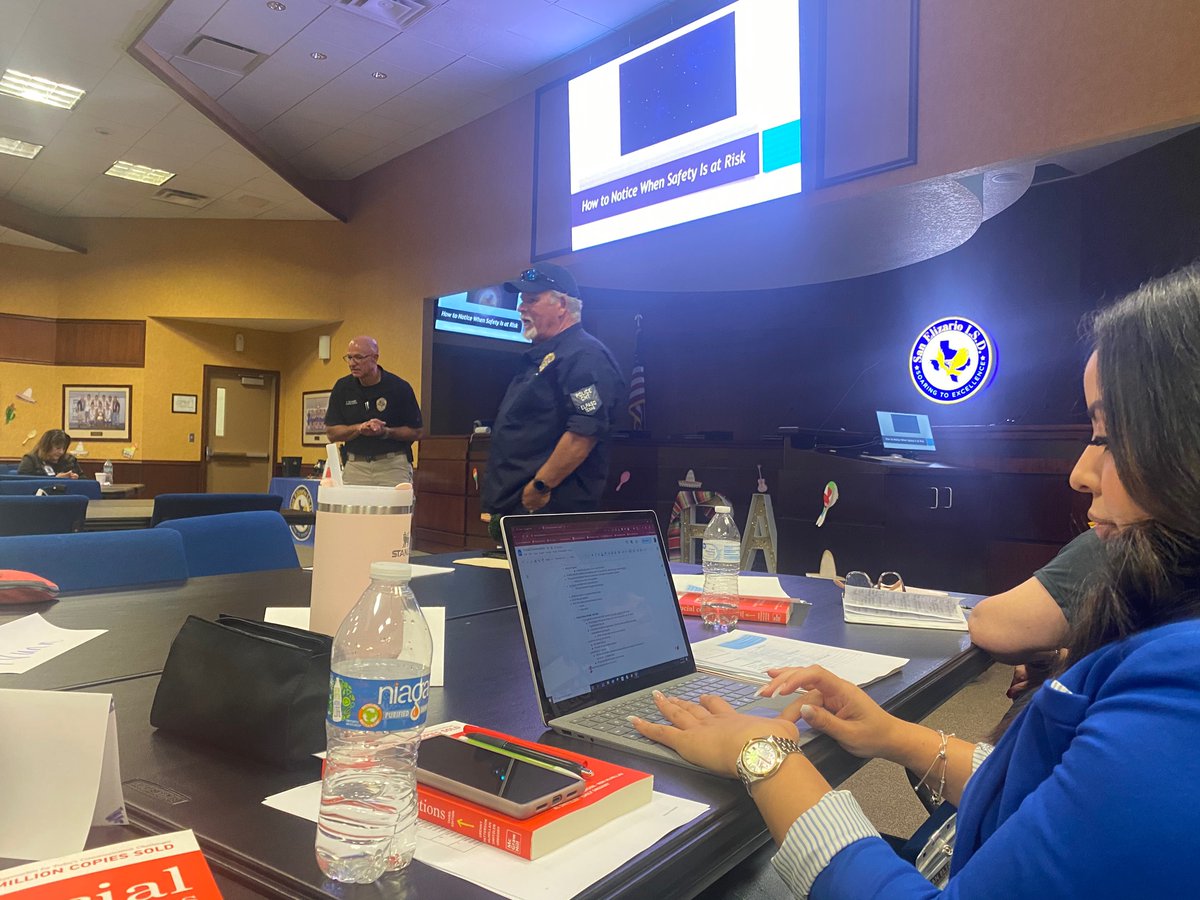CoronaAlex_GEMS's tweet photo. Thank you for sharpening our role as Safekeepers @SanElizarioISD. Greatly appreciate it! #ProgressingTogether #GrowthMindset #CrucialConversations #RelationalDialogue https://t.co/0ergAHK8kt