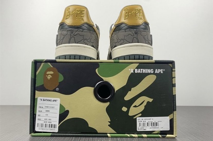 Nht_kickz's tweet photo. ‘Grey Mustard Yellow’
Skate Bathing Apes $270 https://t.co/wbz9MElCRO