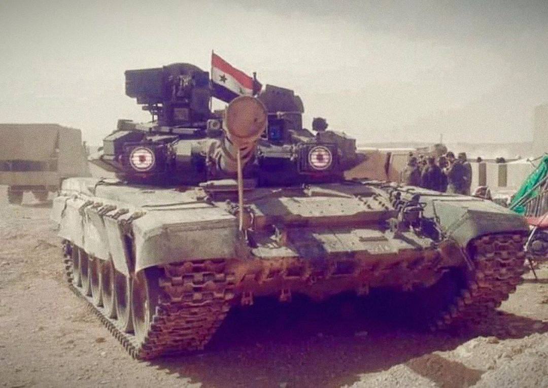 TheGreyPatriot_'s tweet photo. 🇸🇾🇷🇺 Syrian T-90A during today's training.
#Russia #Syria #Syrian #Russian #Today #SAA #Tank #T90A #Desert #Training #Army #Military #Arab https://t.co/9riPhymofp