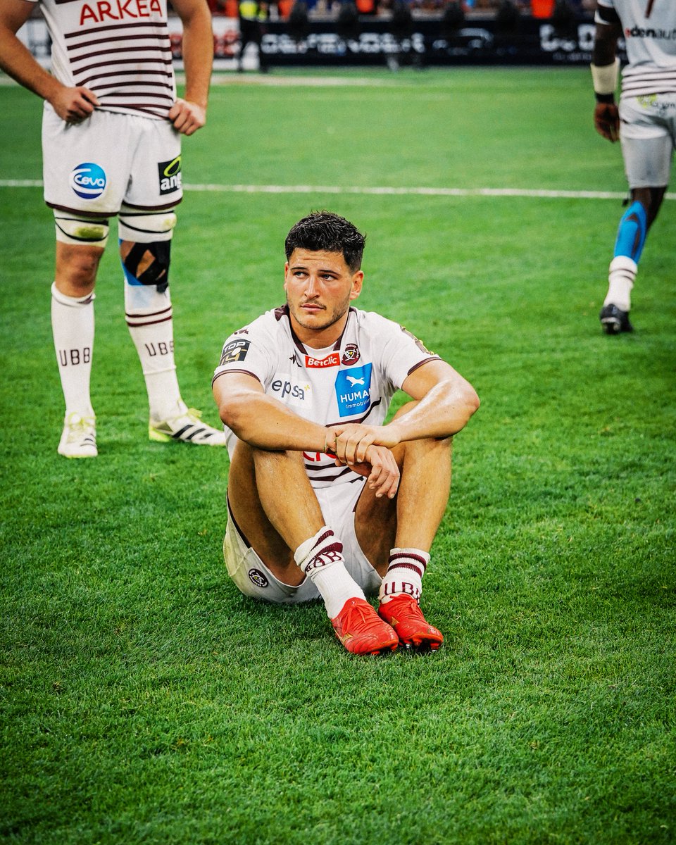 UBBrugby's tweet photo. 🥲 Apprendre pour revenir plus fort. Félicitations au @stadetoulousain pour ce 23e titre.

#iloveubb #FinaleTOP14 https://t.co/574abAhx1s
