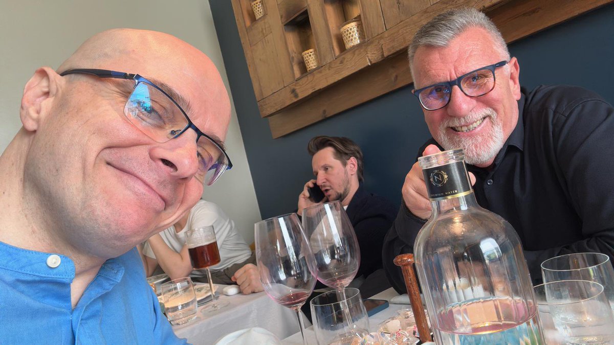 Feliz cumpleaños amigo <a href="/2010MisterChip/">MisterChip (Alexis)</a> !!! Te quiero peladin!!!