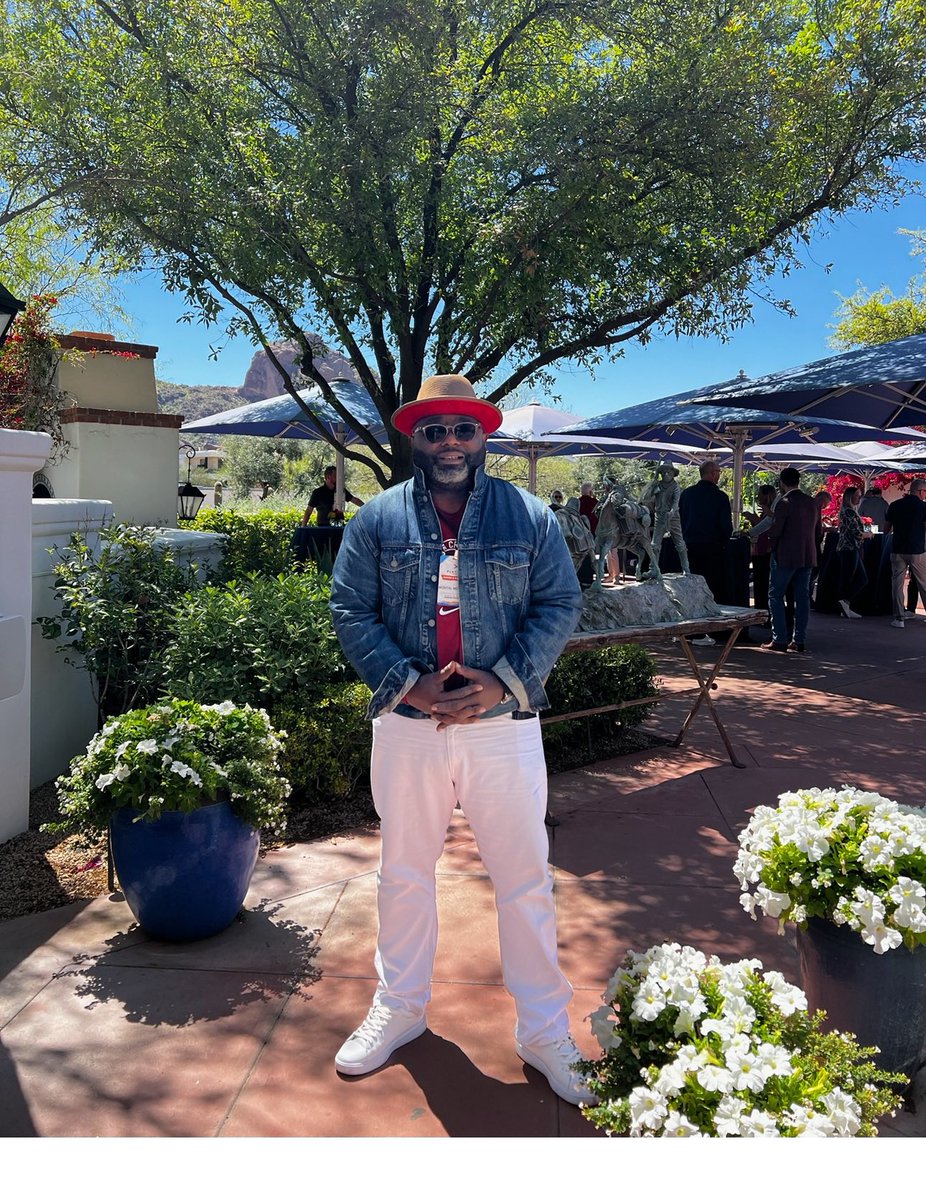 Redmont Vodka tweet media