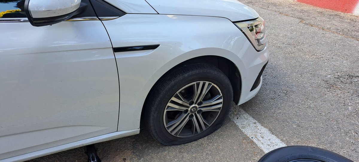 JustMe (Lavie B.B.) tweet media