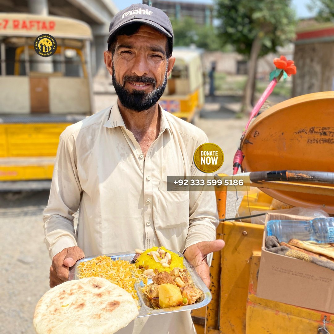 SCWF__'s tweet image. The Street Children Welfare Foundation is committed to ensuring that every individual has access to nourishing meals. Through our food truck every Friday, we distribute meals to the slum areas in Peshawar.

#fridayfoodtruck #fridayfeels #fridayproject #jummahmubarak