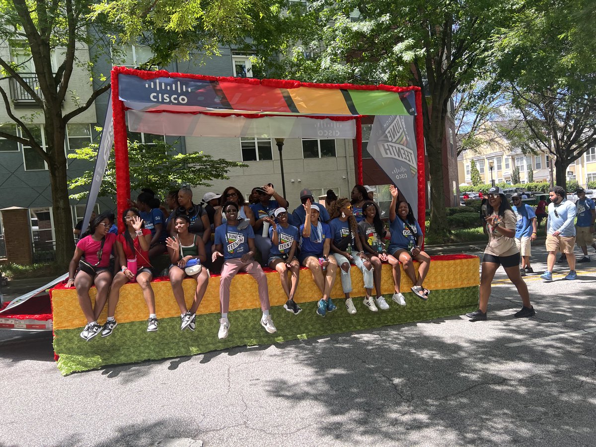 CiscoPartners's tweet photo. 🎉 Thanks to all our #CiscoAACPC partners who came to celebrate with us at the #JuneteenthATL Parade &amp; Festival! 🌟 Connecting with our Atlanta community, #CiscoPartners, and customers filled us with joy.
📸 Swipe through to see some of our favorite moments! 
#InclusiveFuture https://t.co/9KbKFGoFEM