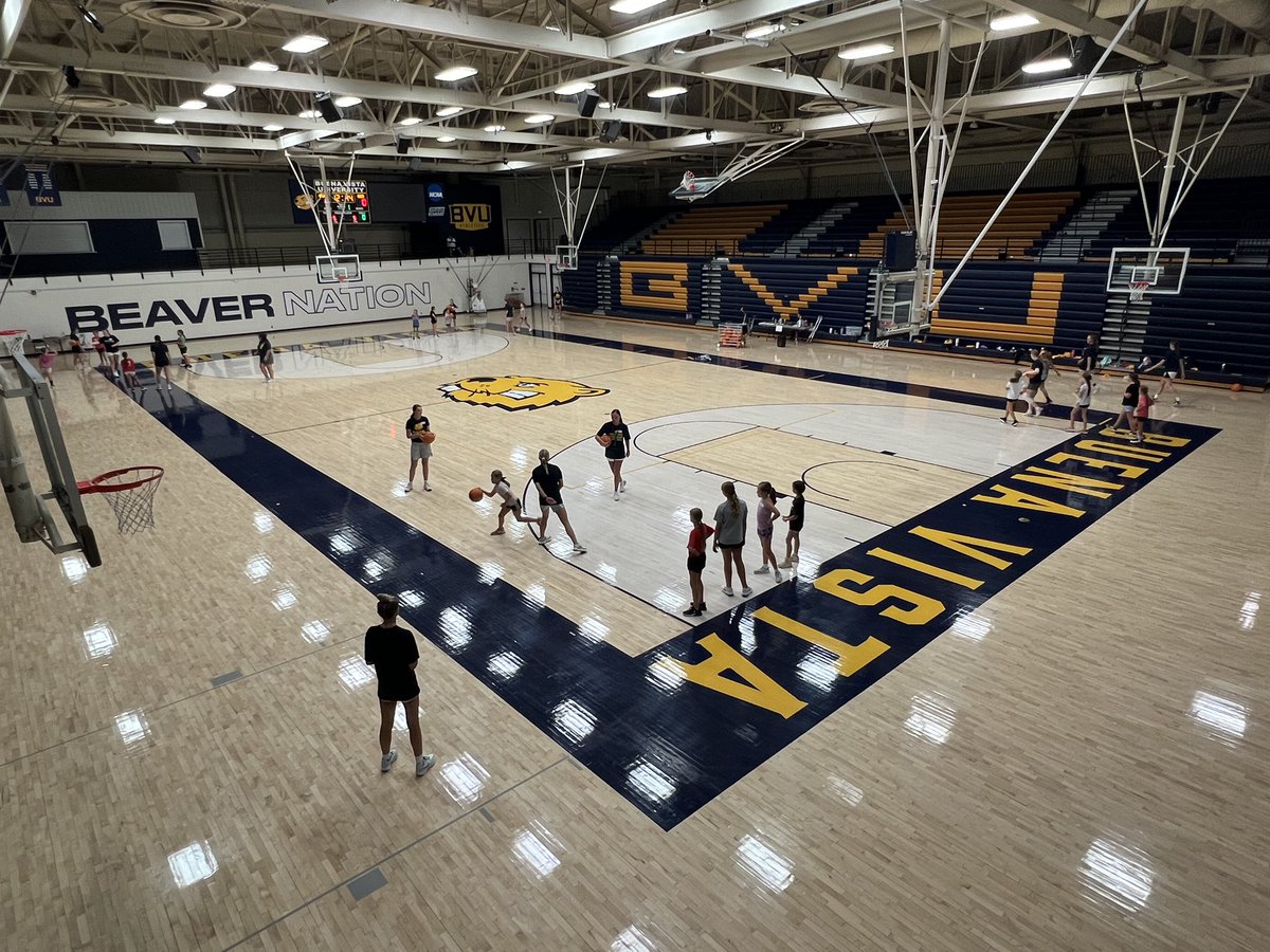 BVUWBasketball's tweet photo. We had a fantastic Day 1 of our summer camp, the Youth Camp! Everyone learned a lot and had a great time. 🌟 Stay tuned for Days 2 &amp; 3, happening tomorrow and Sunday! 🏀
#GoBeavers #BVUWBB https://t.co/vTfbQxHgx1