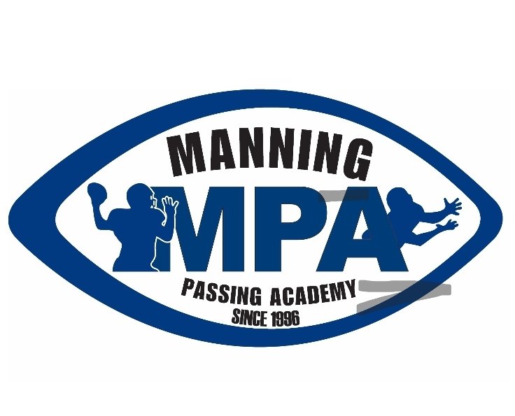 RyanbrowningQb1's tweet photo. Having a great time here at Manning Camp and getting coached up by Peyton Manning, Coach Bill Belichick, and Matt Patricia! https://t.co/MxhqVIRwIx