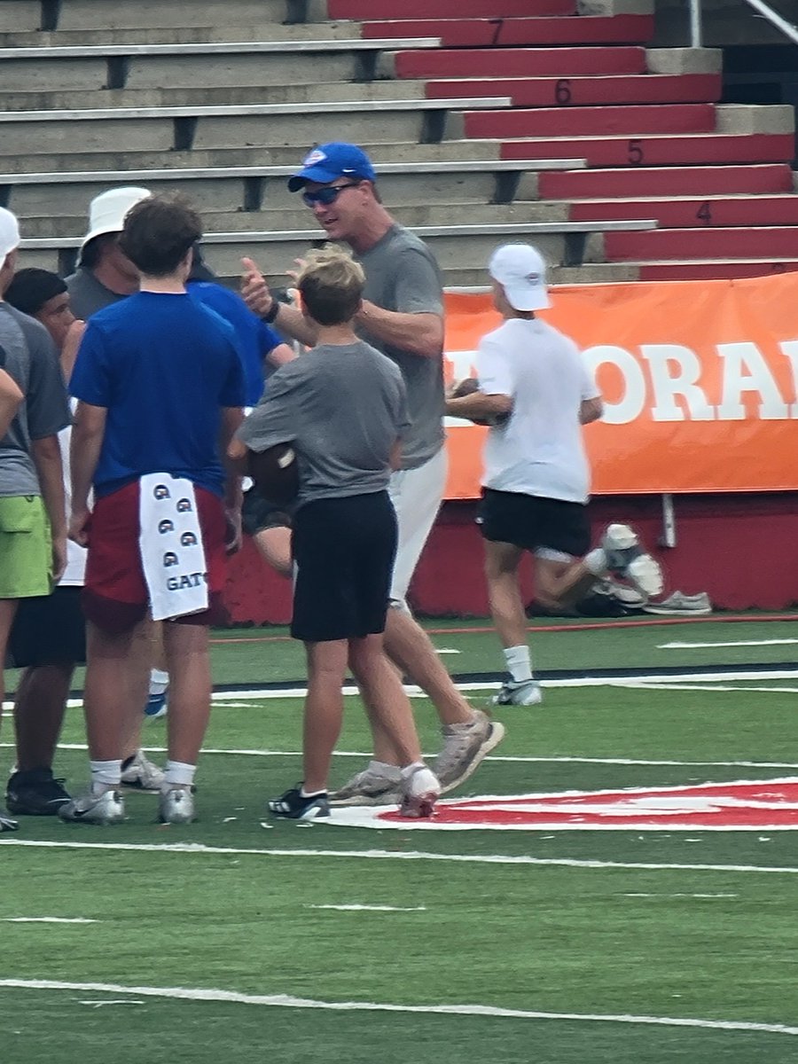 RyanbrowningQb1's tweet photo. Having a great time here at Manning Camp and getting coached up by Peyton Manning, Coach Bill Belichick, and Matt Patricia! https://t.co/MxhqVIRwIx
