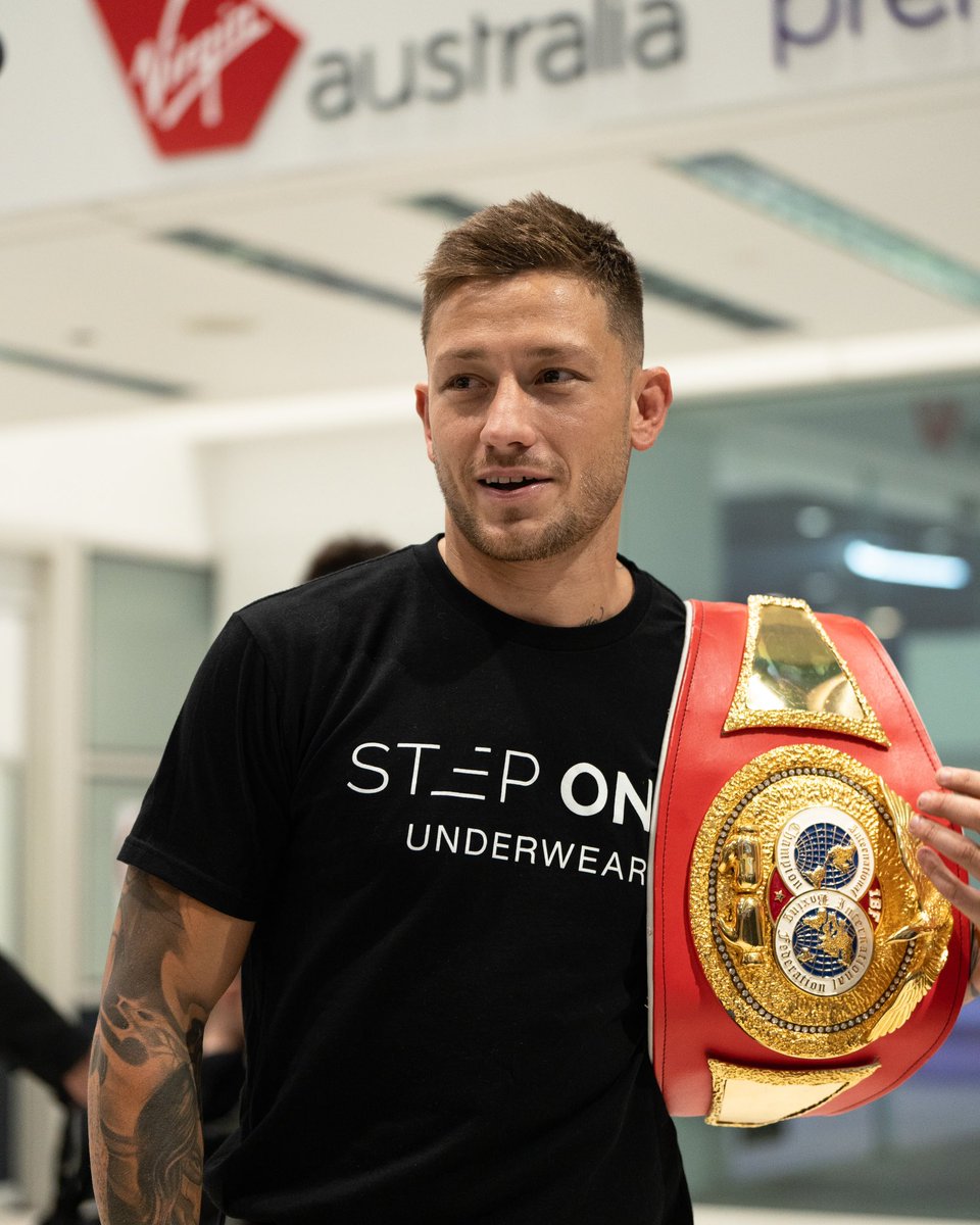 NunanBoyPromo's tweet photo. Itβs PARO TIME π₯
L e v e l z ππΌ ACE BOXING π₯
#LiamParo #AceBoxing #DiCarloBoxing #WorldChampion @ParoLiam https://t.co/WIGvWnlz8c