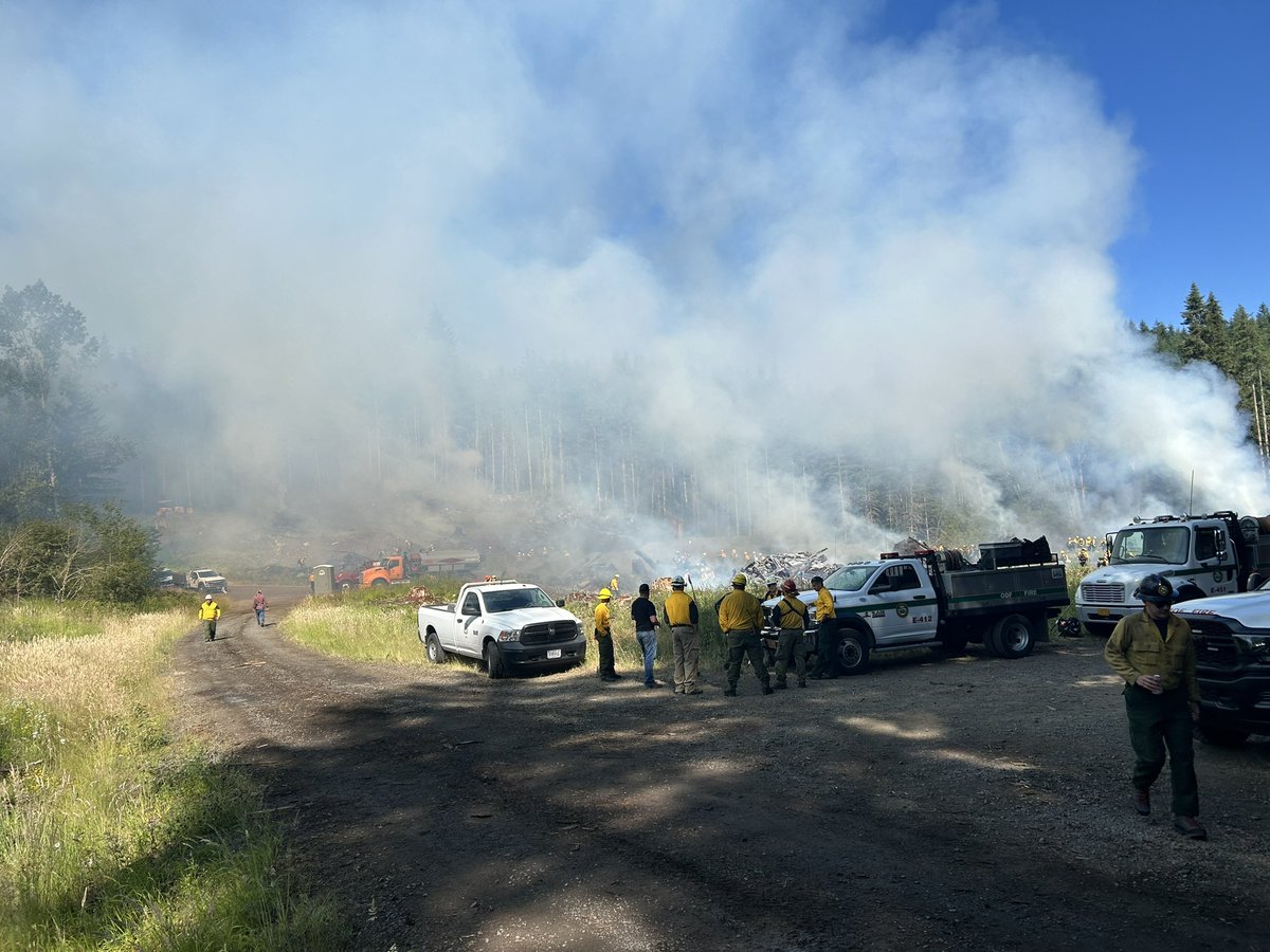 Got the chance Friday to visit a field site near Foster Lake where nearly 170 newly recruited Wild-land firefighters put their skills to the test on a live fire following a weeks worth of training at the Willamette Valley Interagency Fire School in Sweet Home. <a href="/registerguard/">The Register-Guard</a>
