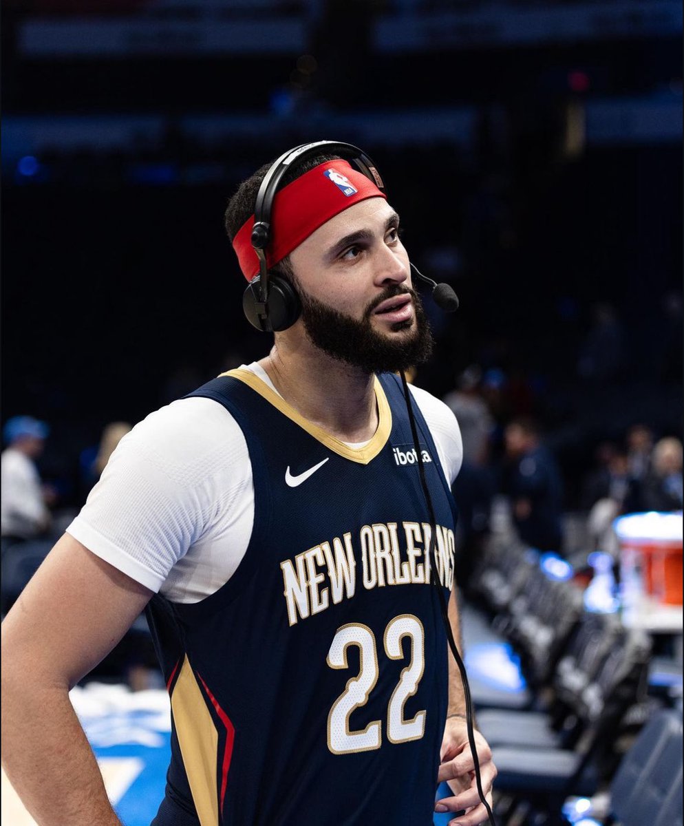 sideshowbrady's tweet image. Thank You Dyson and Larry ❤️